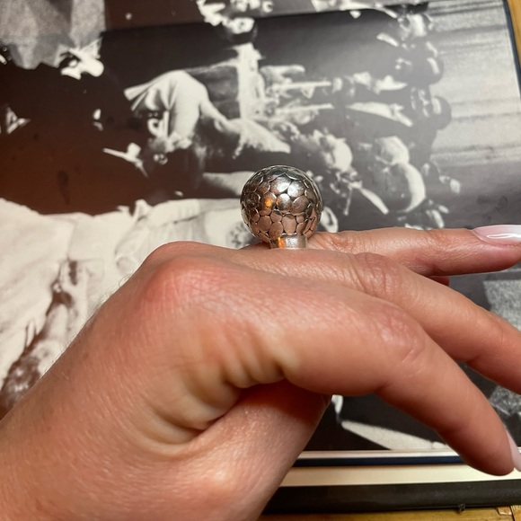 Unique Vintage Sterling Silver 925 Ring With Raised Textured Ball Size 7 - Picture 7 of 13
